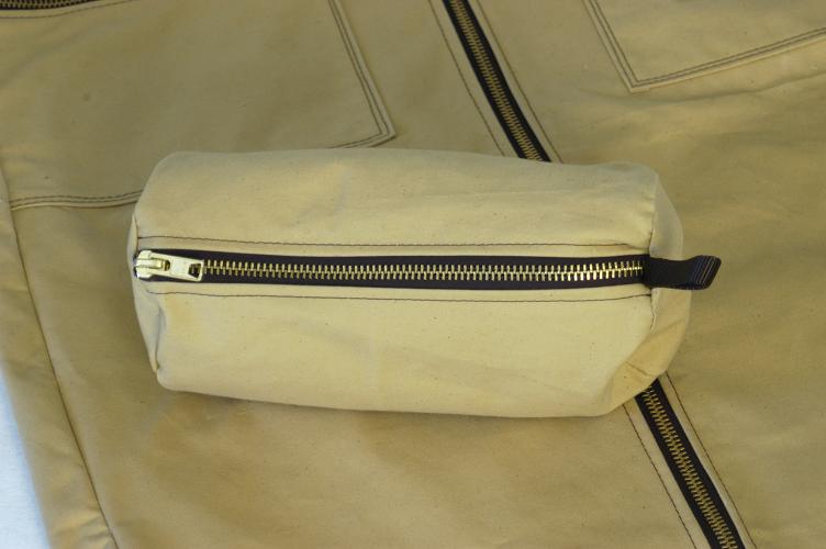 Clothes Carrier - Image 12